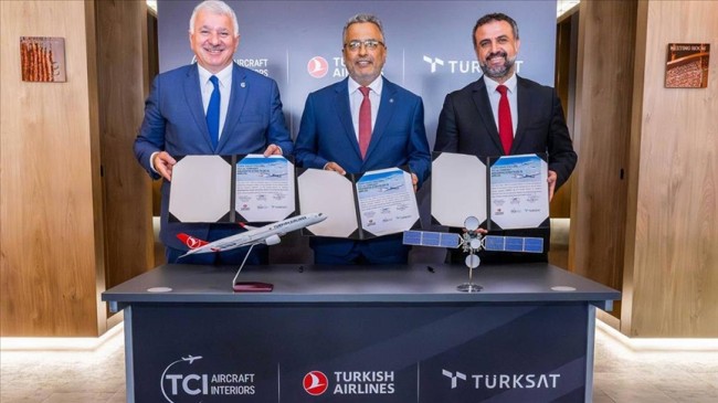 THY Uçaklarda Ücretsiz İnternet Hizmeti İçin TÜRKSAT’la Anlaşma İmzaladı