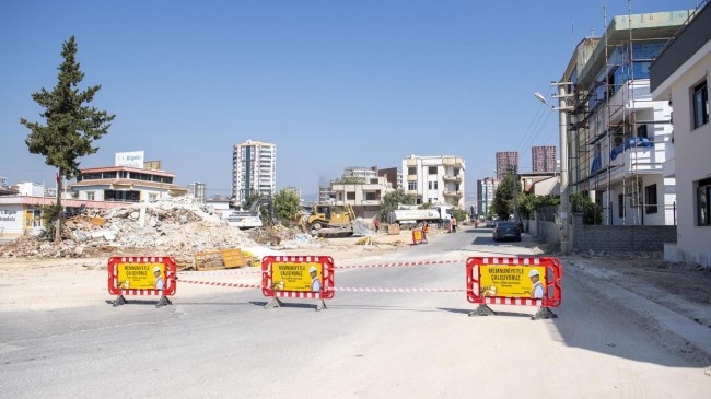 Mersin Büyükşehir 40 Yıldır Açılmayan Yolu Açıyor