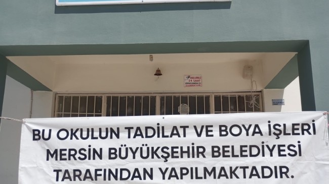 Mersin Büyükşehir Belediyesi, Okullarda Tadilat ve Yenileme Çalışmalarını Sürdürüyor