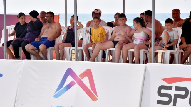 Büyükşehir’in Ev Sahipliğinde Gerçekleştirilen ‘Pro Beach Mersin’ Etabı Tüm Heyecanıyla Başladı