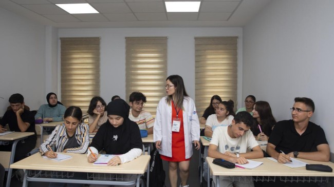 Büyükşehir’in Kurs Merkezleri’nde Ders Zili Çaldı