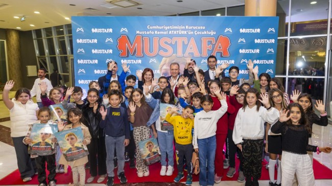 Başkan Seçer ve Meral Seçer ‘Mustafa’ Filminin Galasına Katıldı