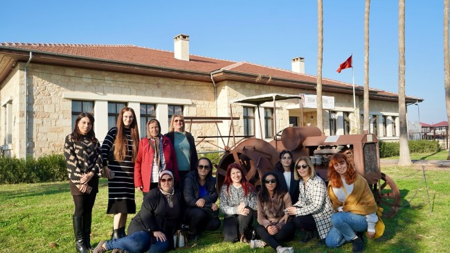 Tarsus Belediyesi’nden Kadın Muhtarlara Özel Ziyaret Programı
