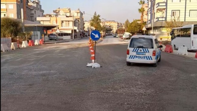 TARSUS 100. YIL HEMZEMİN GEÇİDİ TRAFİĞE AÇILDI
