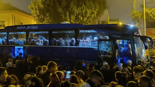 Umreciler Ulu Camii’nden Kutsal Topraklara Dualarla Uğurlandı