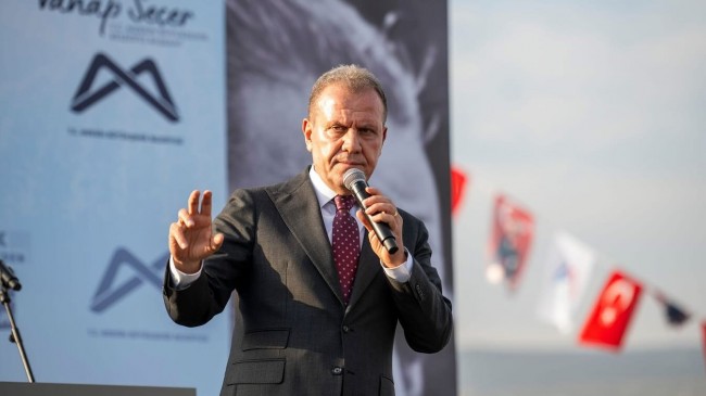 Vahap Seçer:“Hizmetleri engellemeye yönelik siyasi bir karar”