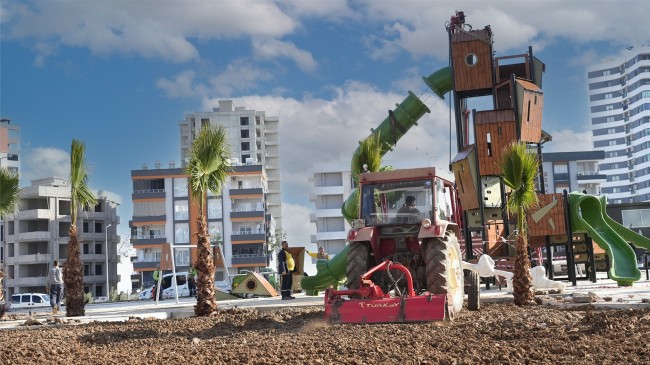 TARSUS BELEDİYESİ’NDEN ATATÜRK MAHALLESİ’NE MODERN PARK