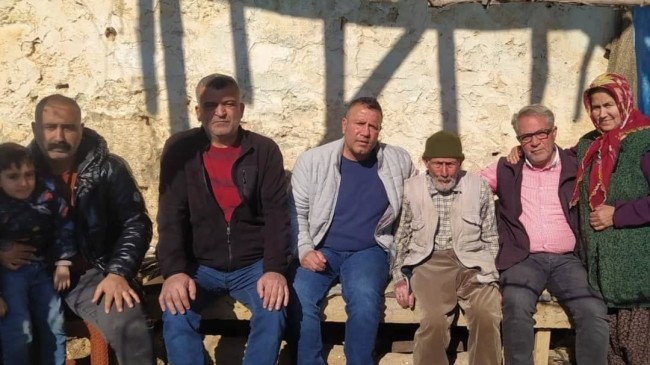 TARSUS ÜLKÜ OCAKLARI’NDAN ŞEHİT AİLELERİNE ZİYARET