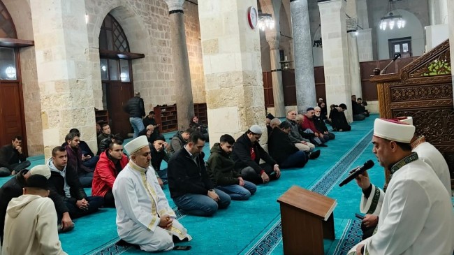 Regaib Kandili Tarsus’ta Dualarla Karşılandı