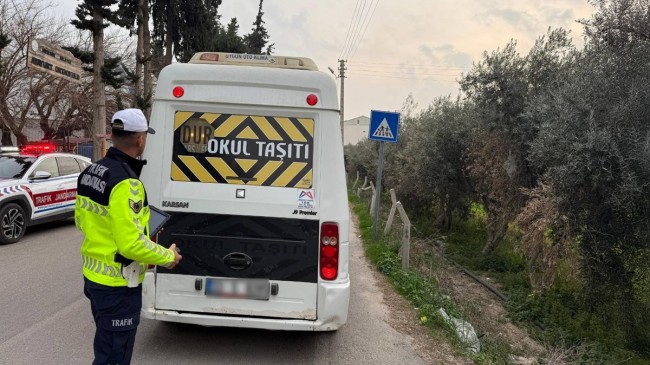 Jandarma, Okul Servis Araçlarını Denetledi