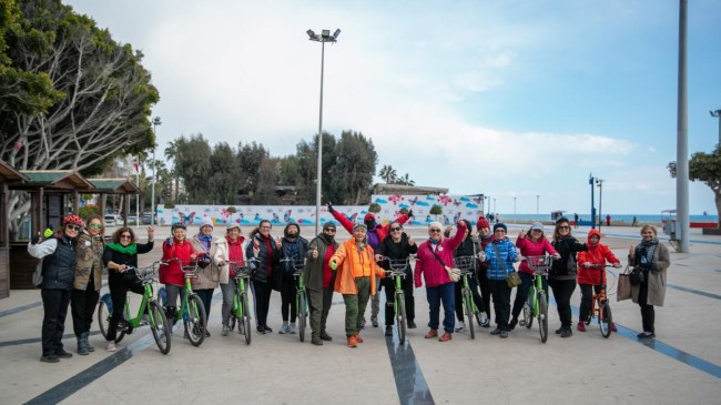 Mersinli Kadınlar Büyükşehir’le Hayatı Pedallıyor