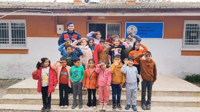Tarsus Yenice’de Okul Önlerinde Güvenlik Önlemi