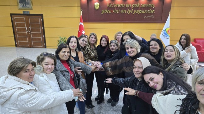 Tarsus’ta Kadın Dayanışması “8 Mart İçin Güçlü Adımlar Atılıyor”