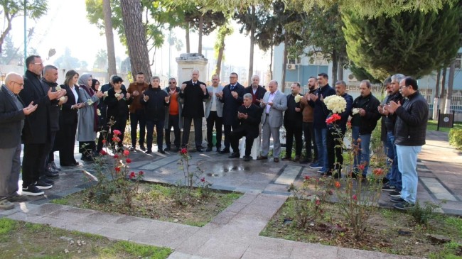 MHP Tarsus İlçe Teşkilatı, 14 Şubat Sevgililer Günü’nde Tarsus Şehitliğini Ziyaret Etti