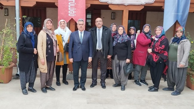 Aile ve Gençlik Merkezi’nde İlmihal Dersi Düzenlendi
