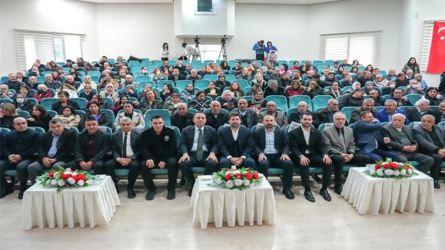 TARSUS’TA DEPREM FELAKETİNİN YIL DÖNÜMÜNDE ANMA TÖRENİ