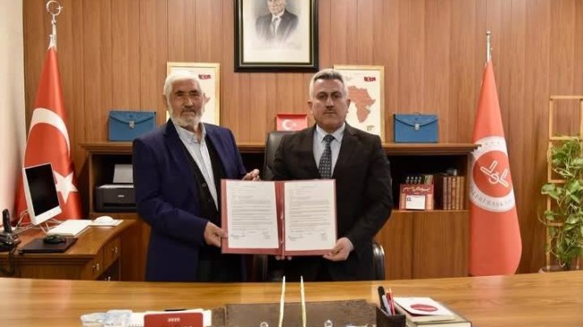 Tarsus Devlet Hastanesi Bahçesindeki Hacı Ahmet Gül Camii İçin Devir Protokolü İmzalandı