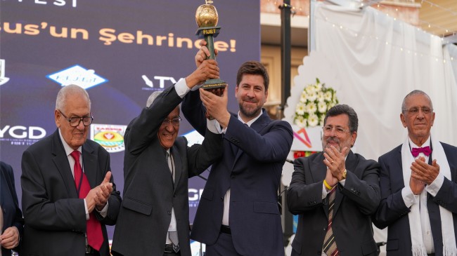 GOLDEN APPLE TARSUS’A VERİLDİ: KADİM ŞEHRE ULUSLARARASI ONUR