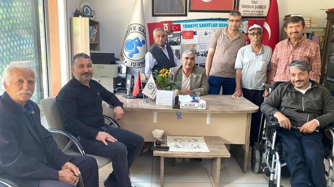Engelli Dostu MHP Meclis Üyesi Mehmet İnak’a Onur Belgesi