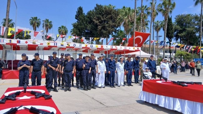 “En Büyük Asker Bizim Asker” Tarsus Otizm Derneği Üyesi Özel Çocuklar, Temsili Askerlik Görevlerini Onurla Tamamladı