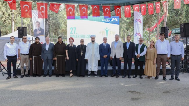 Kültür Mozaiği Kent Mersin’de, ‘Dinler Buluşması’ndan Barış ve Kardeşlik Mesajları Yükseldi