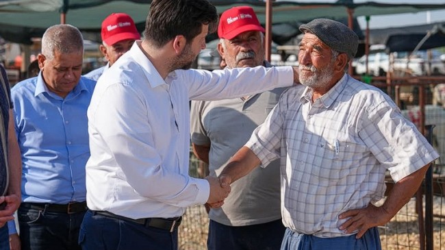 Başkan Ali Boltaç Kurban Pazarı’nda Üreticilerle Buluştu