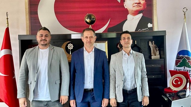 Zafer Partisi Tarsus İlçe Başkanı Mete Can Süren,  Başkan Mehmet Fatih Sofu’yu Ziyaret Etti