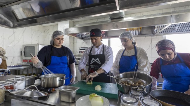 Sofralara Lezzet Katacak Aşçılar Büyükşehir’le Yetişiyor