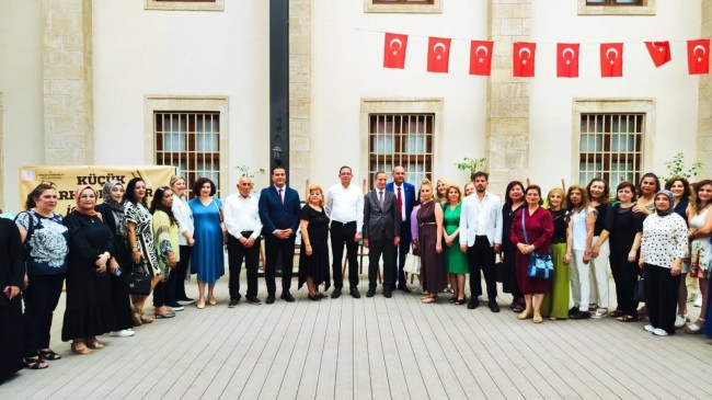 Tarsus Müzesi’nde Hayat Boyu Öğrenme Haftası’na Özel Resim Sergisi Açıldı