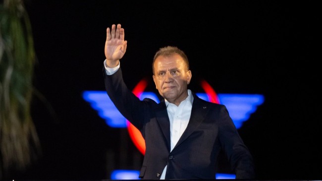 Vahap Seçer:”Bu karanlık günler geçecek, biz kazanacağız…Çünkü haklıyız!”