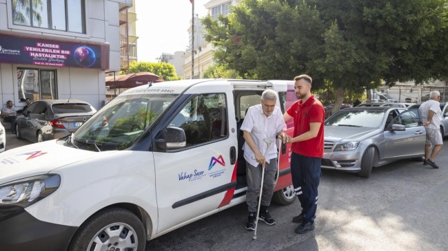 Tarsus’ta Onkoloji Hastalarına Büyükşehir’den Ücretsiz Ulaşım Kolaylığı