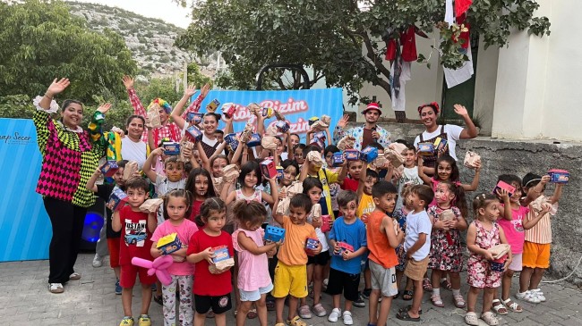 Tarsus’un Köy Meydanları Büyükşehir Belediyesi Şenlikleriyle Renkleniyor