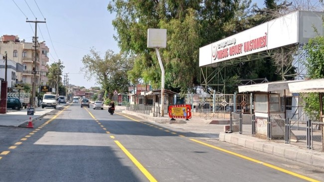 BÜYÜKŞEHİR BELEDİYESİ TARSUS’TA DONUKTAŞ CADDESİ’Nİ YEPYENİ GÖRÜNÜME KAVUŞTURDU