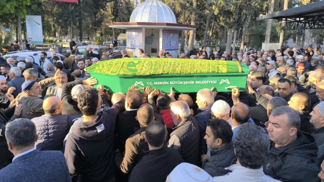 Abdurrezzak Öz Dualarla Ebediyete Uğurlandı