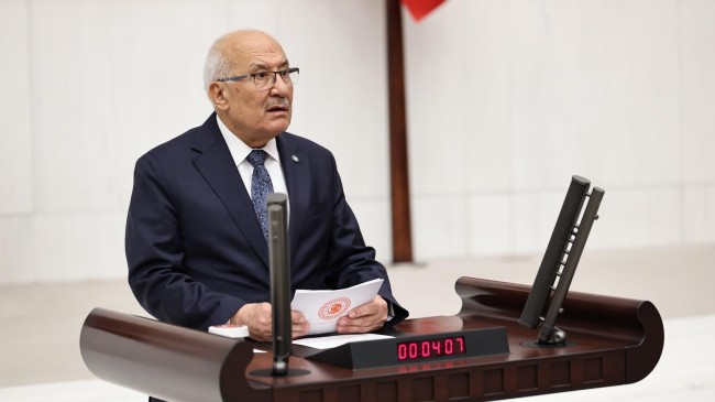 Burhanettin Kocamaz:“Ekonomik Şartlar Aile Yapısını Sarsıyor”