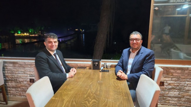 Cumhur İttifakı’nın Tarsus’taki İki İlçe Başkanı Akşam Sohbetinde Buluştu