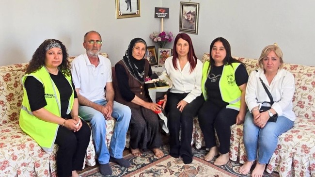 Tarsus Belediyesi Şehit Annelerini Unutmadı