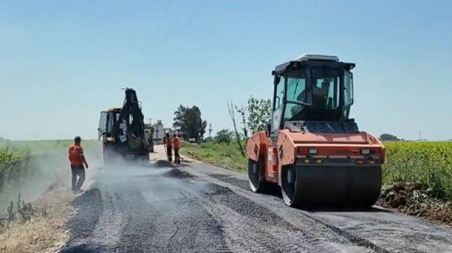 Mersin Büyükşehir Belediyesi 20 Kilometrelik Grup Yolunda Bakım Çalışması Başlattı