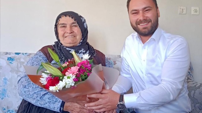 Tarsus Güneş Kreş ve Gündüz Bakım Evi Miniklerinden Şehit Annesine Ziyaret