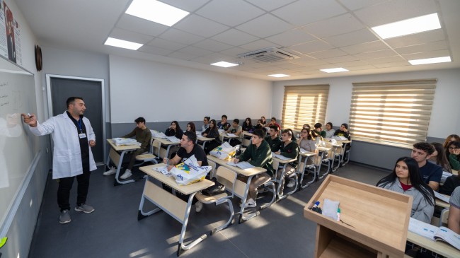 Büyükşehir’in Ücretsiz LGS ve YKS Kurslarında Ön Kayıtlar 3 Temmuz’da Sona Eriyor