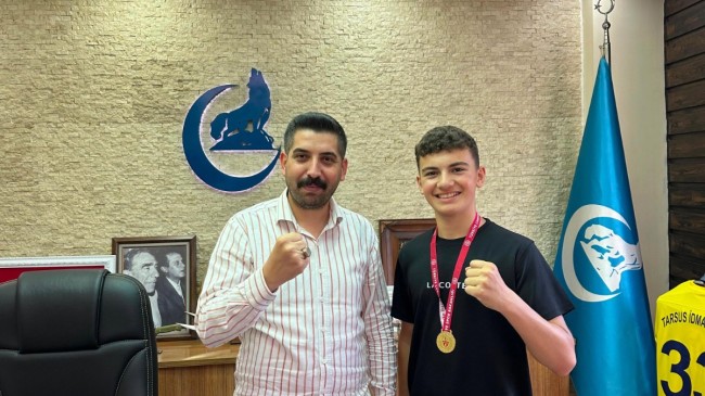 MERSİN ŞAMPİYONU HAKAN ALPARSLAN KARA’DAN ÜLKÜ OCAKLARI TARSUS İLÇE BAŞKANLIĞI’NA ZİYARET