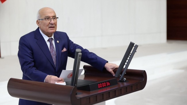 Burhanettin Kocamaz: “Asgari Ücrete Ara Zam Kaçınılmaz Hale Geldi”