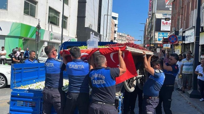 Tarsus’ta Zabıta ve Polisten Ortak Denetim “Kaldırımlar İşgalden Temizlendi”