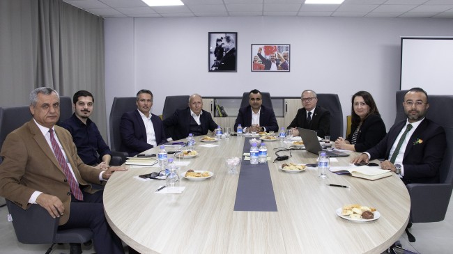 Antalya ve Adana Belediyesi’nin Daire Başkanları Mersin’de Eğitimi Konuştu