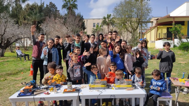Büyükşehir’in Tarsus Kadın Ve Çocuk Bilim, Teknoloji Atölyesi Öğrencileri Depremzede Çocuklarla Bir Araya Geldi