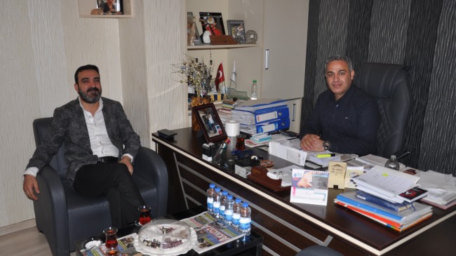 Özel Tarsus Hastanesi Sahibi İş insanı Sn. Salih ACAR,Akkoza Medya Grubumuzu ziyaret etti