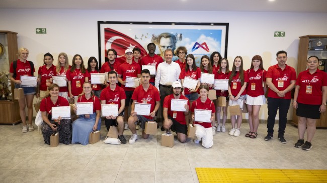 Oberhausen’den Gelen Öğrenciler Başkan Seçer’i Ziyaret Etti