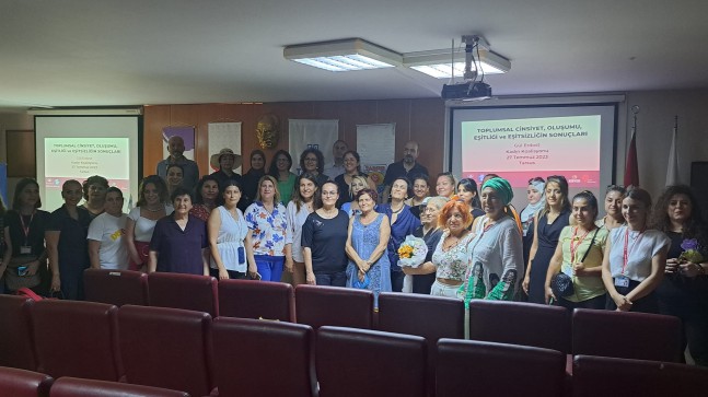Tarsus Kent Konseyi’nde  “Toplumsal Cinsiyet Eşitliği Farkındalığı ve Afetlerde Risk Yönetimi” Semineri Düzenlendi