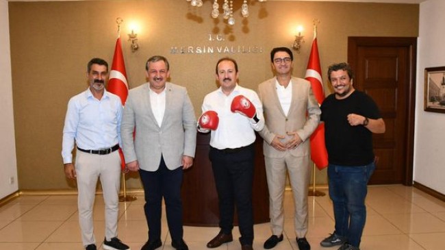 VALİ ALİ HAMZA PEHLİVAN, TÜRKİYE KİCK BOKS FEDERASYONU BAŞKANI SALİM KAYICI İLE GÖRÜŞTÜ