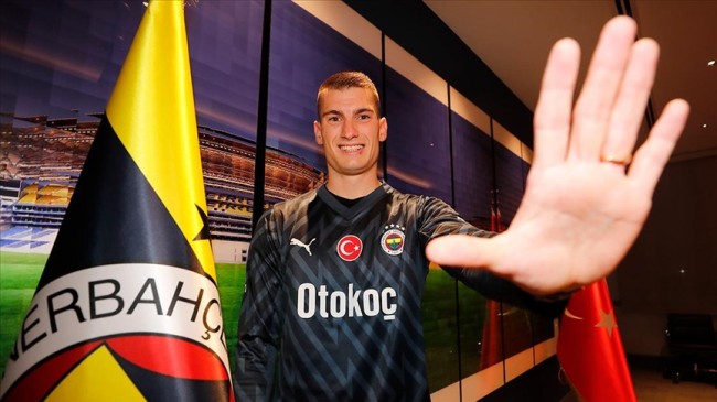 Fenerbahçe, Kaleci Livakovic’in Transferini Açıkladı